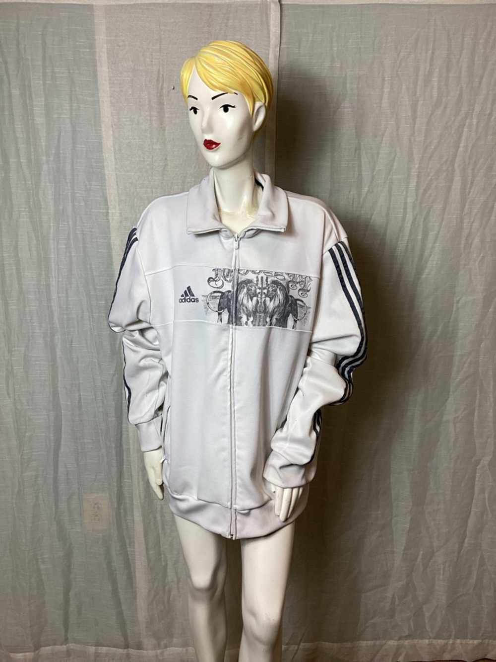 South Africa 2010 Fifa World Cup- Lions- Adidas Zip-up Jacket; Size: 2XL